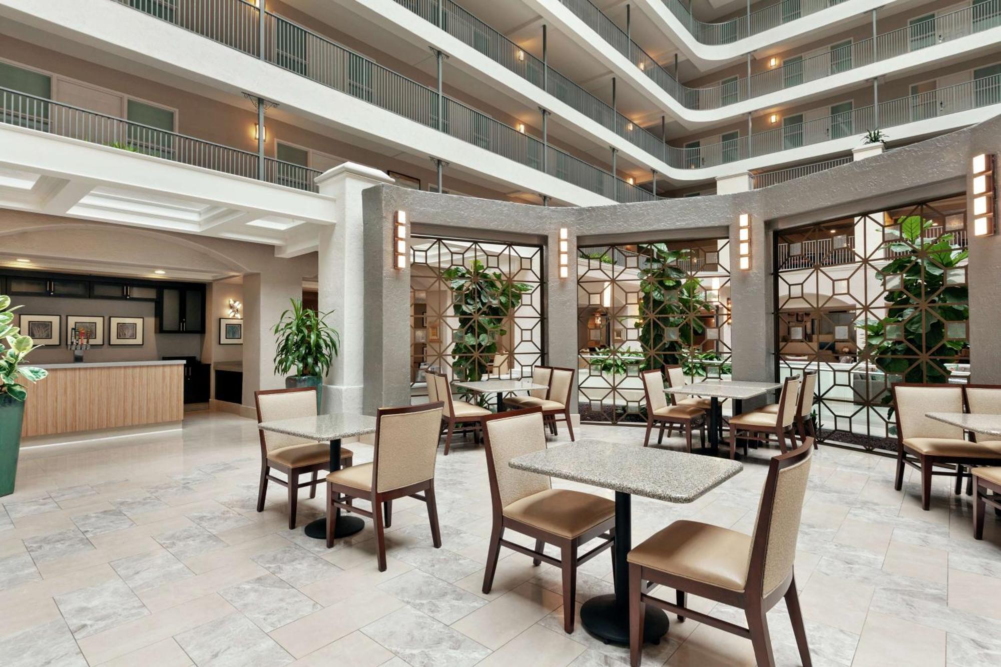 Embassy Suites By Hilton Santa Ana Orange County Airport Exterior foto