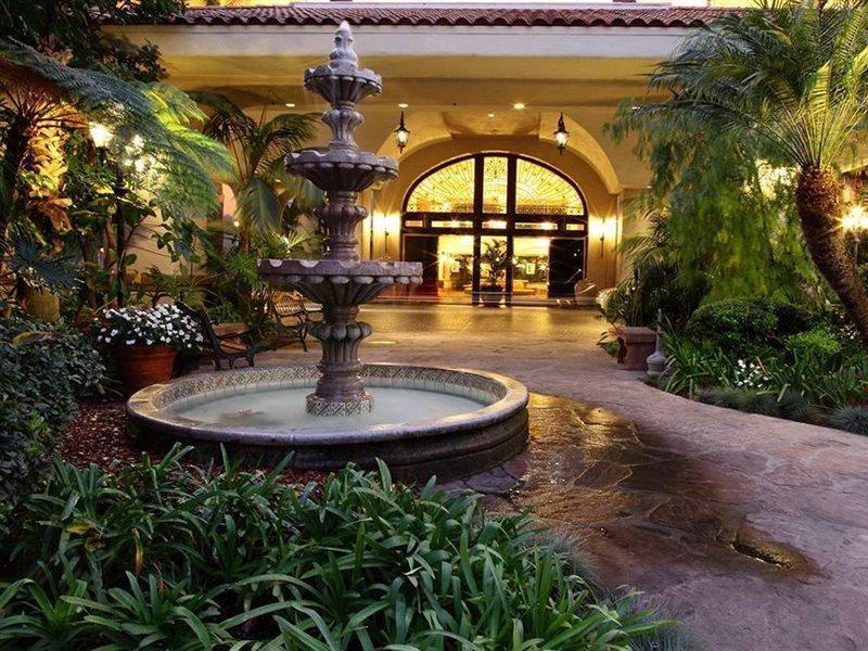 Embassy Suites By Hilton Santa Ana Orange County Airport Exterior foto